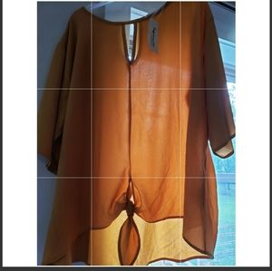 NWT Shift blouse with tie-front
